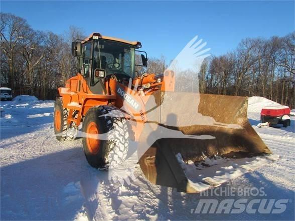 Doosan DL220-3 Utovarivači na kotačima