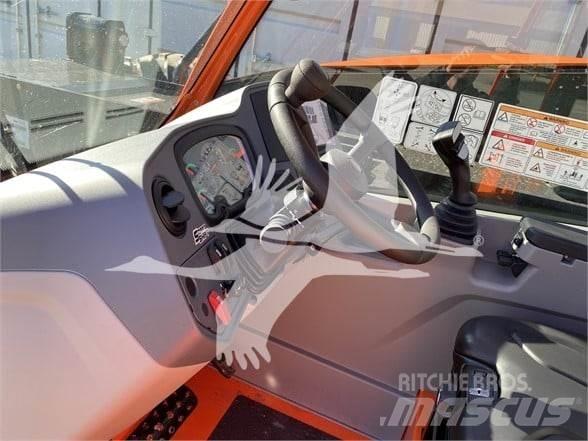 JLG 1255 Teleskopski viličari