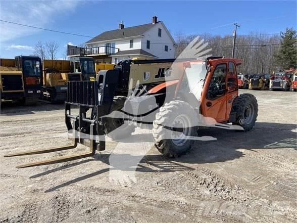 JLG 742 Teleskopski viličari