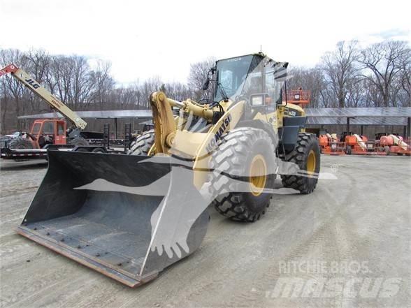 Komatsu WA320 Utovarivači na kotačima