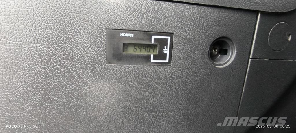 Hyundai HW 140 Bageri na kotačima