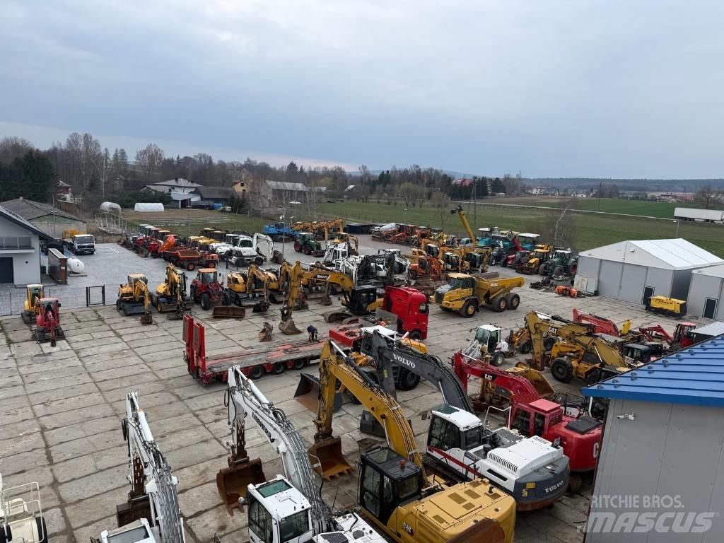 Komatsu PW148-10 Bageri na kotačima