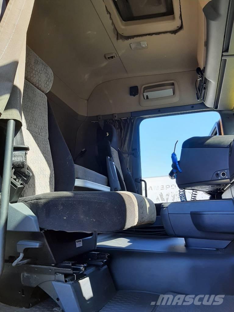 Scania R 520 Kamioni sa ceradom