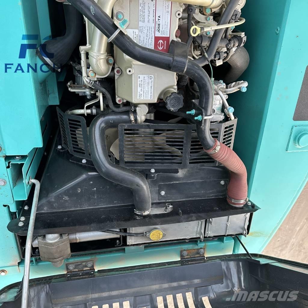 Kobelco SK 200D Bageri gusjeničari