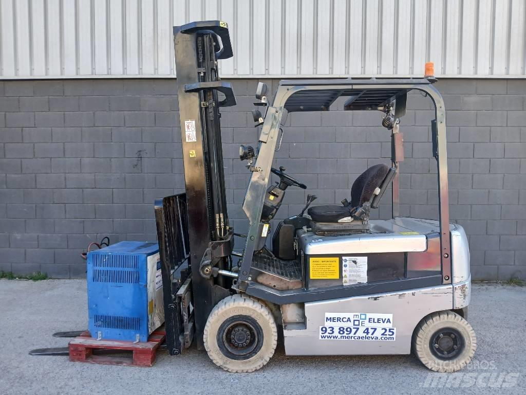 Nissan Q02 L 20 CU Električni viličari