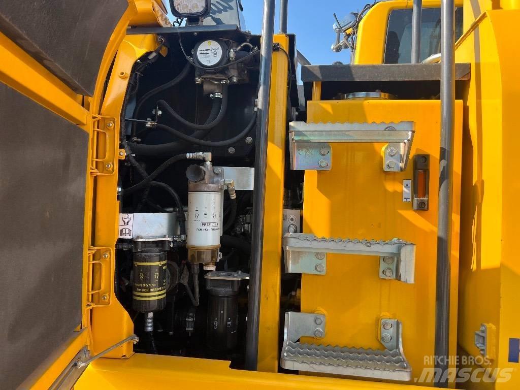 Komatsu PW 148-10 Bageri na kotačima