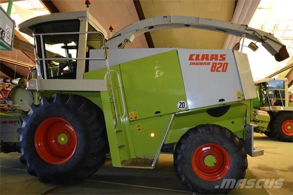 CLAAS Jaguar 820 Strojevi za krmu na vlastiti pogon
