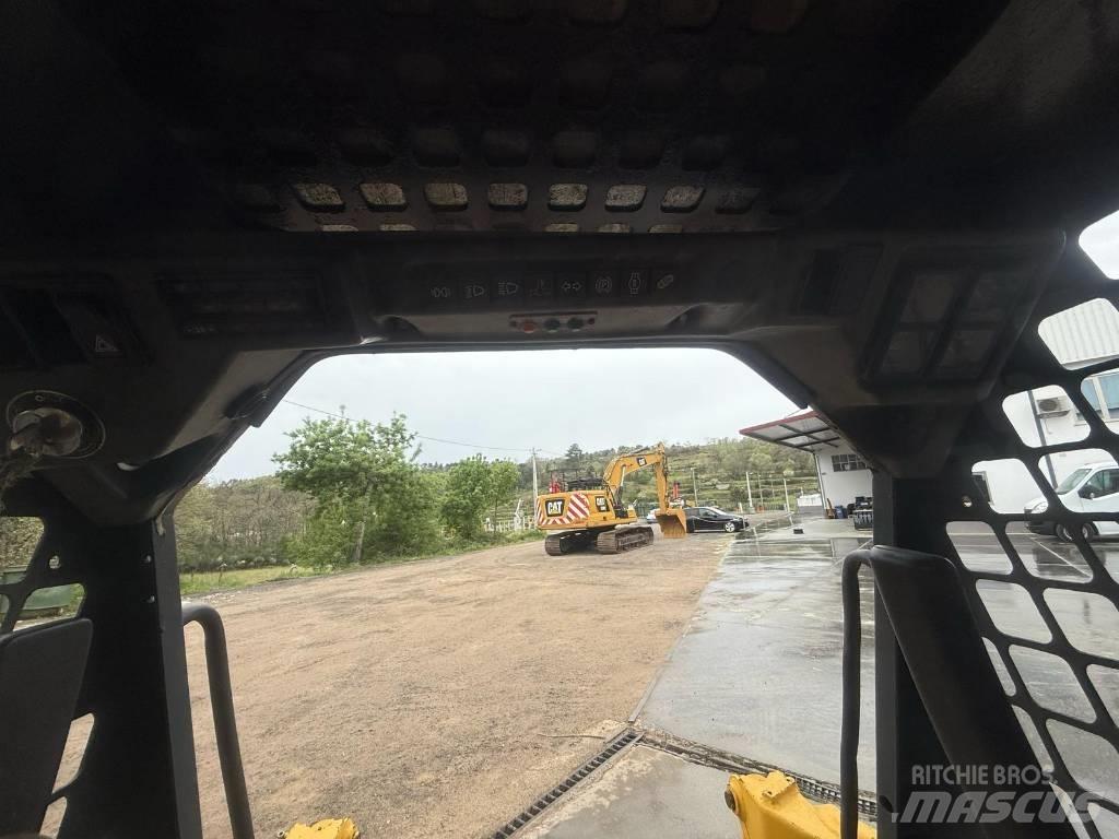 Komatsu SK 07 J-2 Skid steer mini utovarivači