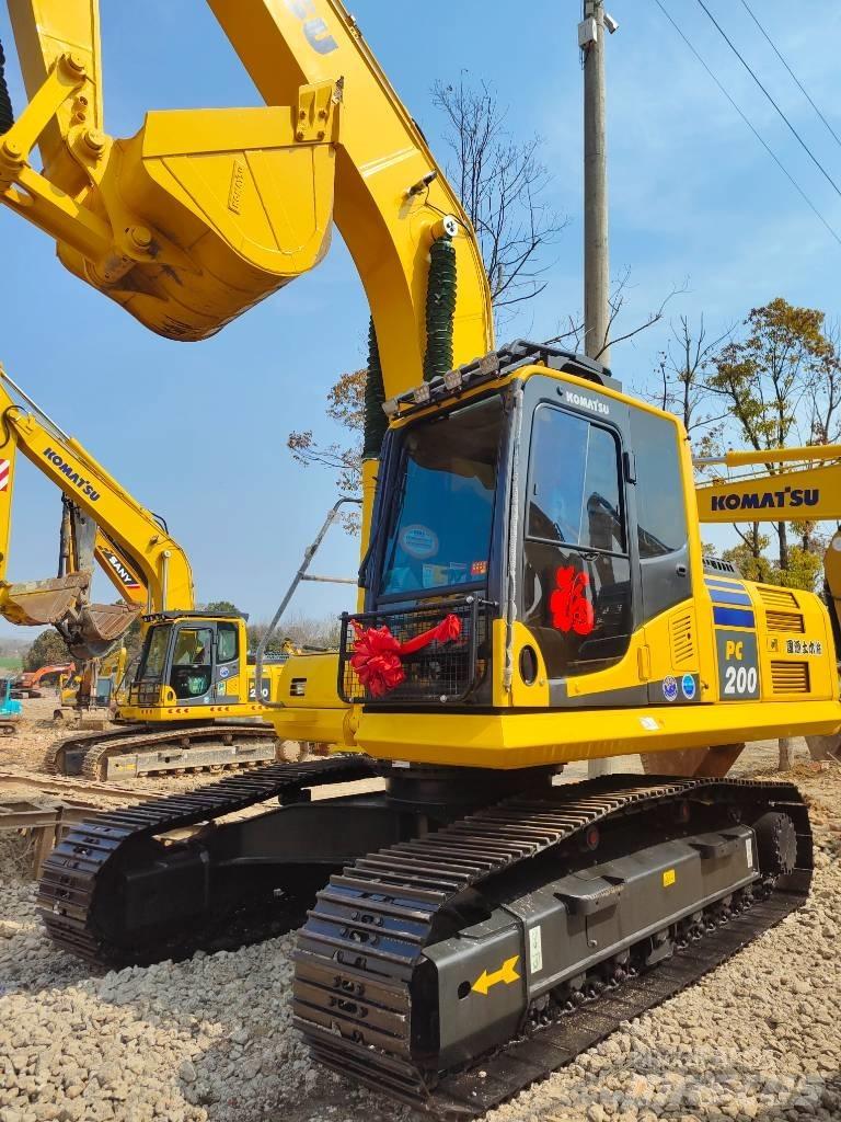 Komatsu PC 200 Bageri gusjeničari