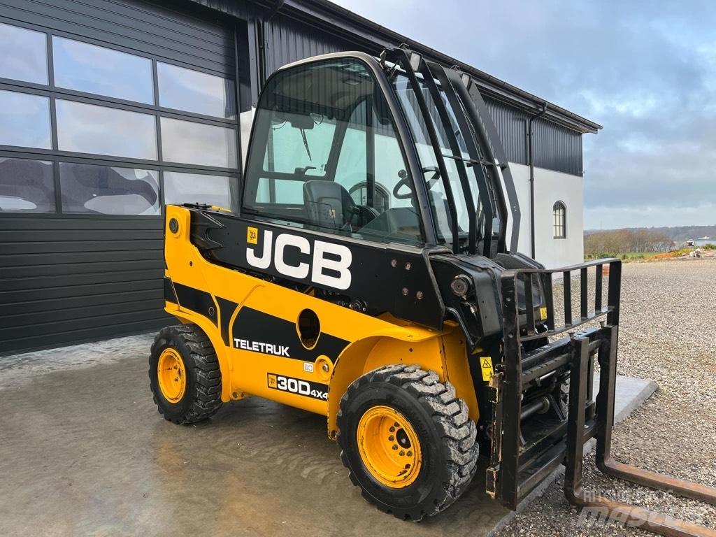 JCB TLT 30 D Teleskopski viličari