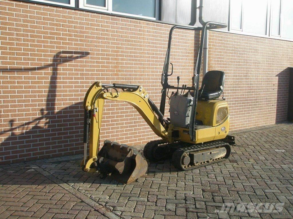 CAT 300.9 Mini bageri <7t