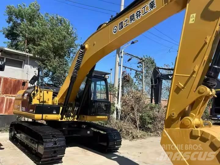 CAT 320 D L Bageri gusjeničari
