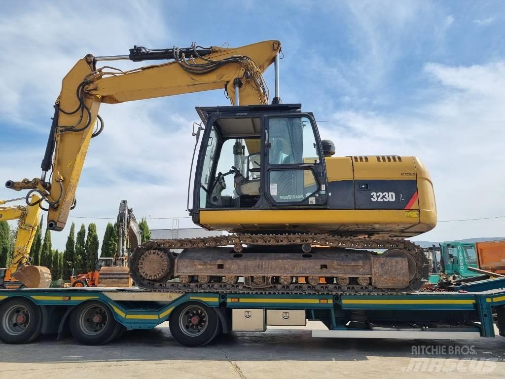 CAT 323 D L Bageri gusjeničari