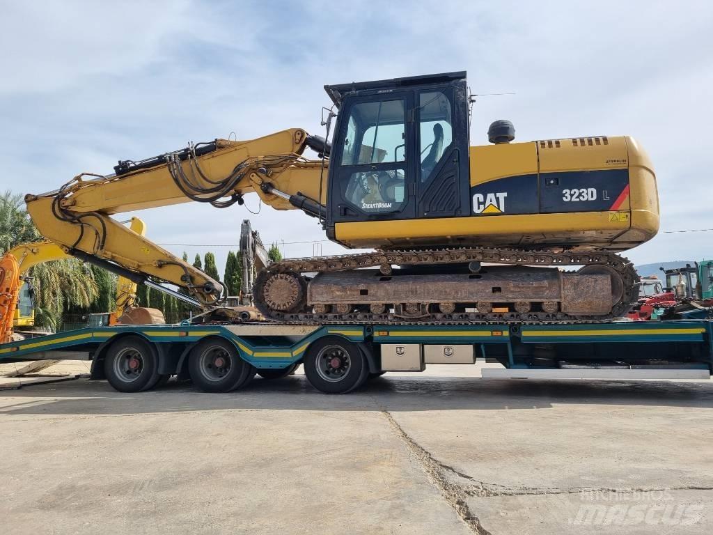CAT 323 D L Bageri gusjeničari