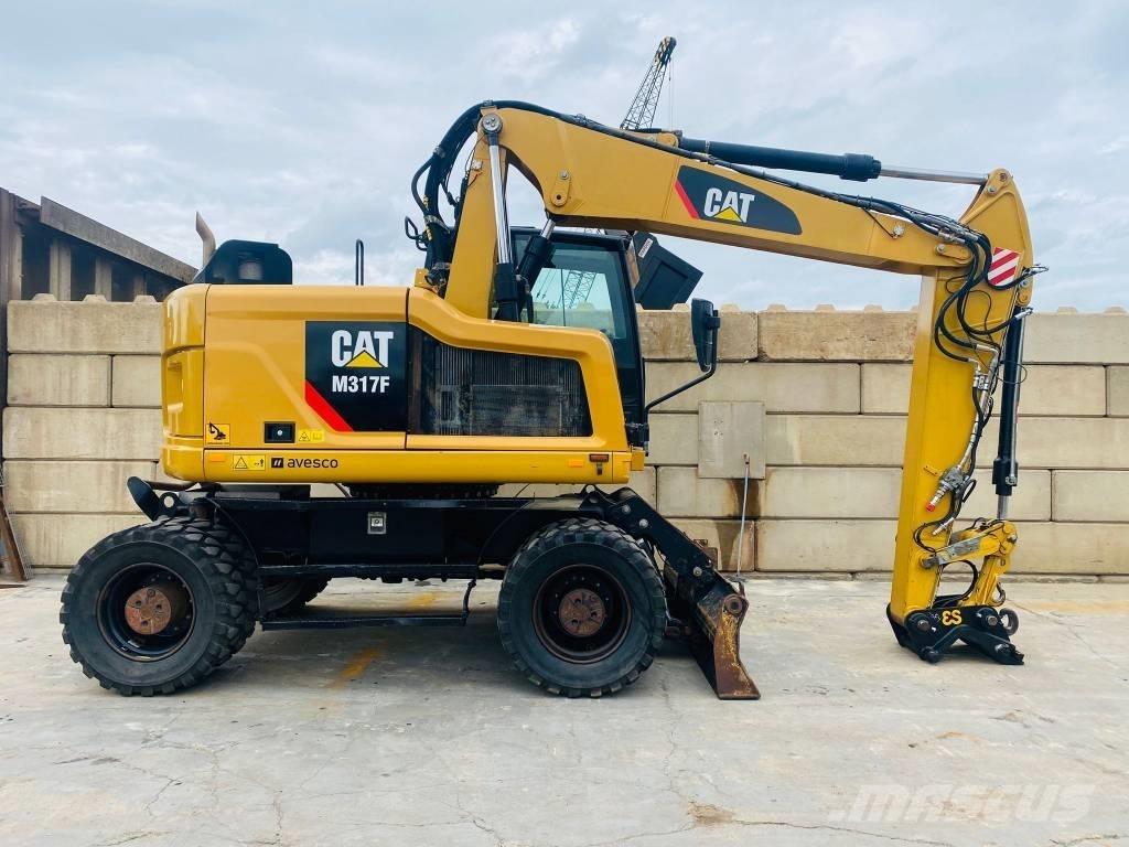 CAT m317f Bageri na kotačima