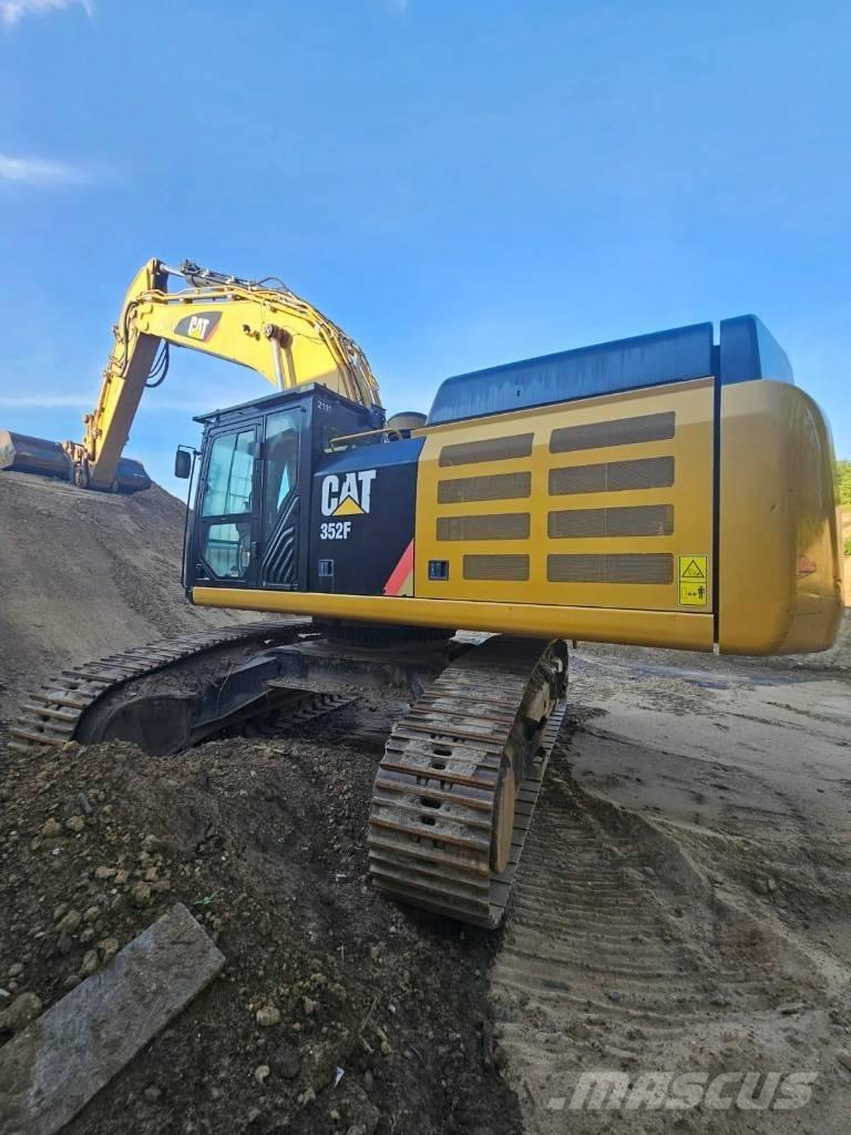 CAT 352 F Bageri gusjeničari