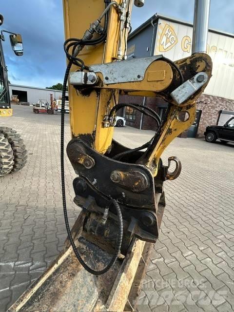 CAT M 318 F Bageri na kotačima