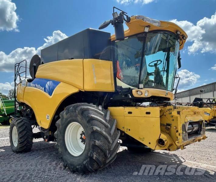 New Holland CR 980 Kombajni