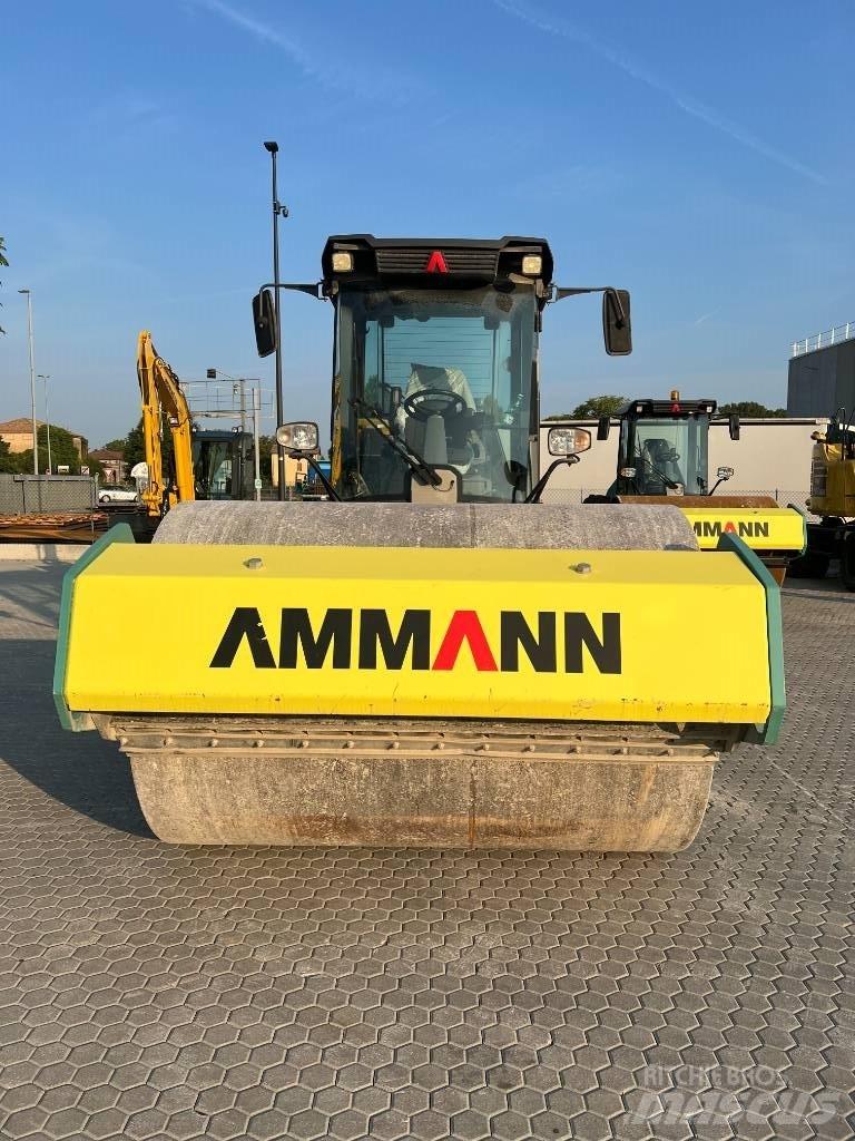 Ammann ARS 130 Gumeni valjci na kotačima