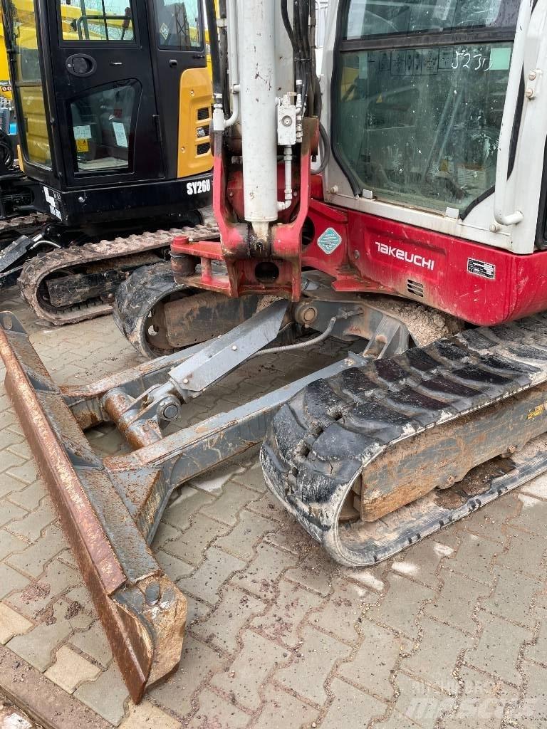 Takeuchi TB 260 Mini bageri <7t