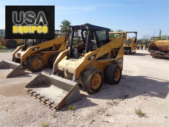 CAT 252B3 Skid steer mini utovarivači
