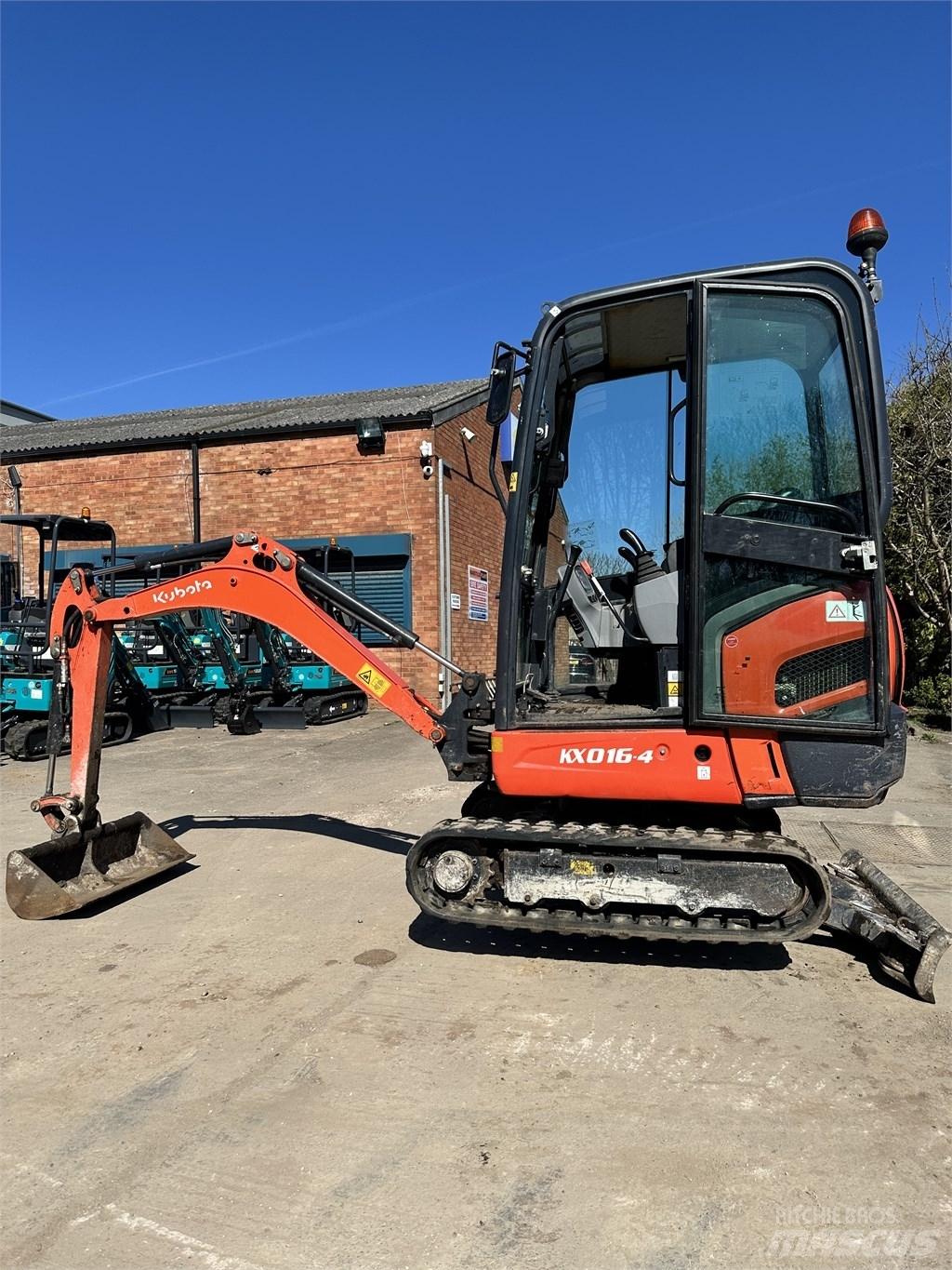 Kubota KX 016-4 Mini bageri <7t