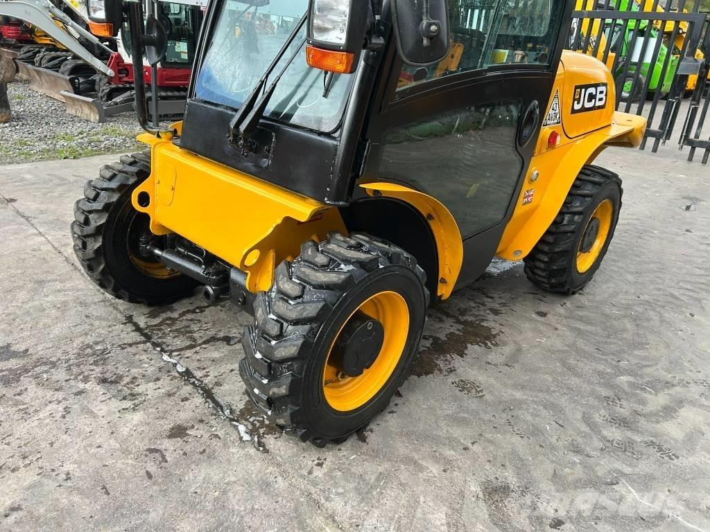 JCB 520-40 Teleskopski viličari