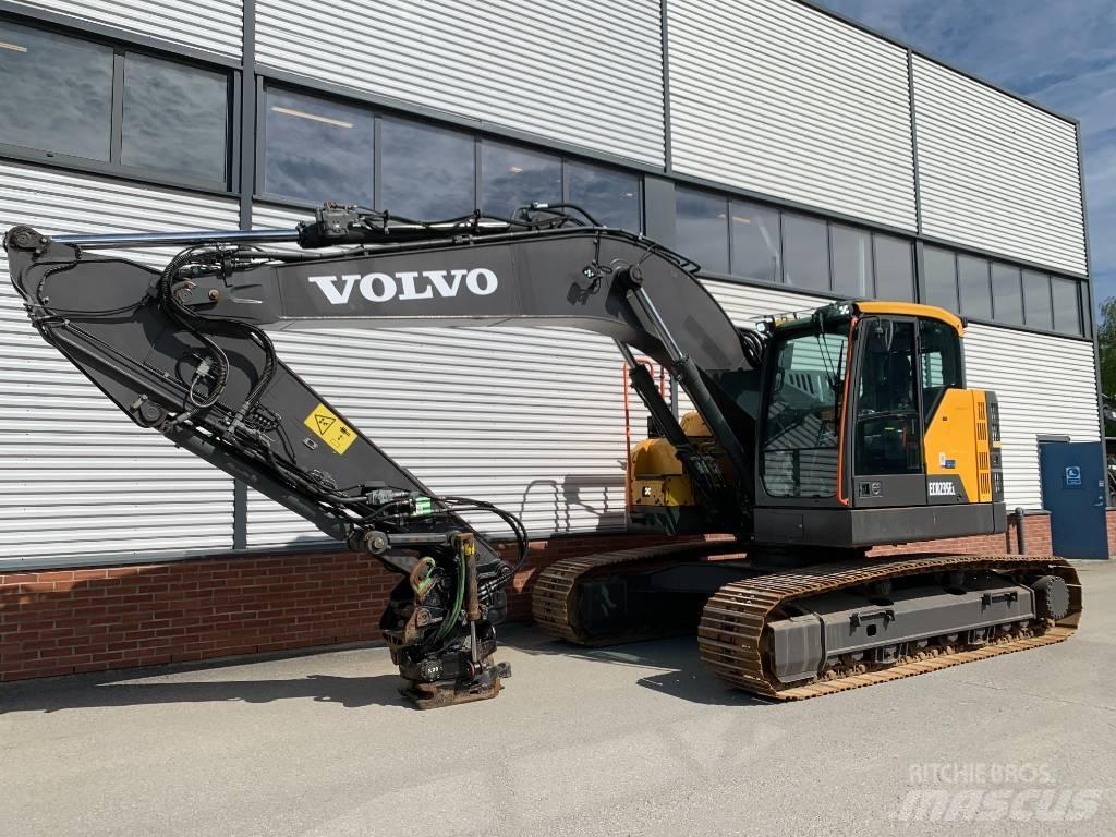 Volvo ECR235EL Bageri gusjeničari