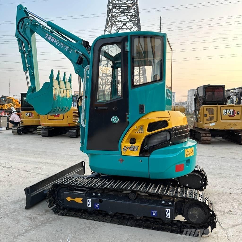 Kubota U 25 Mini bageri <7t
