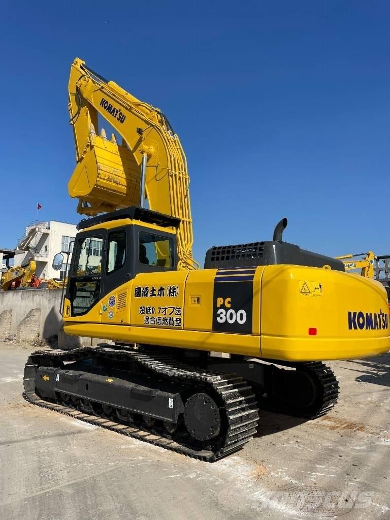 Komatsu PC 300-7 Bageri gusjeničari
