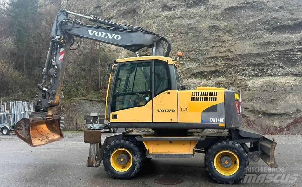 Volvo EW 140 C Bageri na kotačima