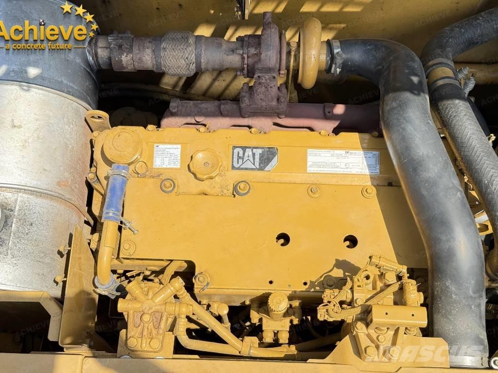 CAT 320 D2 Bageri gusjeničari