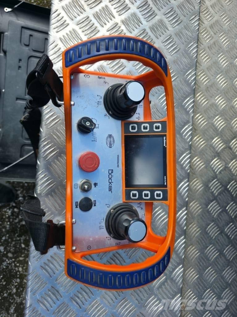 Böcker AHK 36/2400 Drugi kranovi