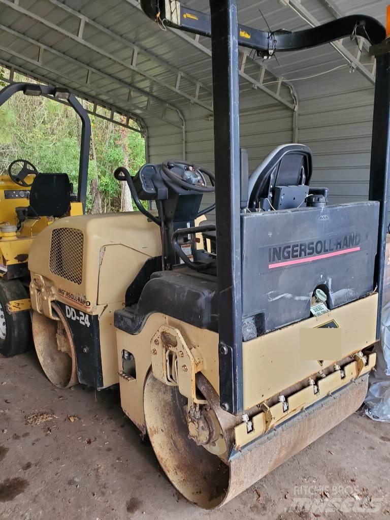 Ingersoll Rand DD 24 Valjci sa dvojnim bubnjem