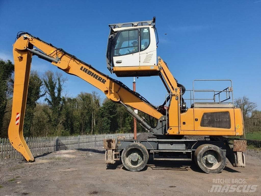 Liebherr LH 30 Bageri za manipuliranje materijalom / otpadom