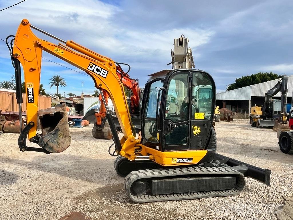 JCB 8045 ZTS Mini bageri <7t