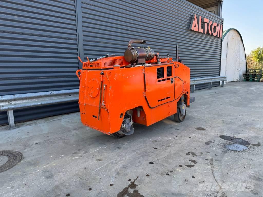 Wirtgen W 350 Asfaltne hladne glodalice