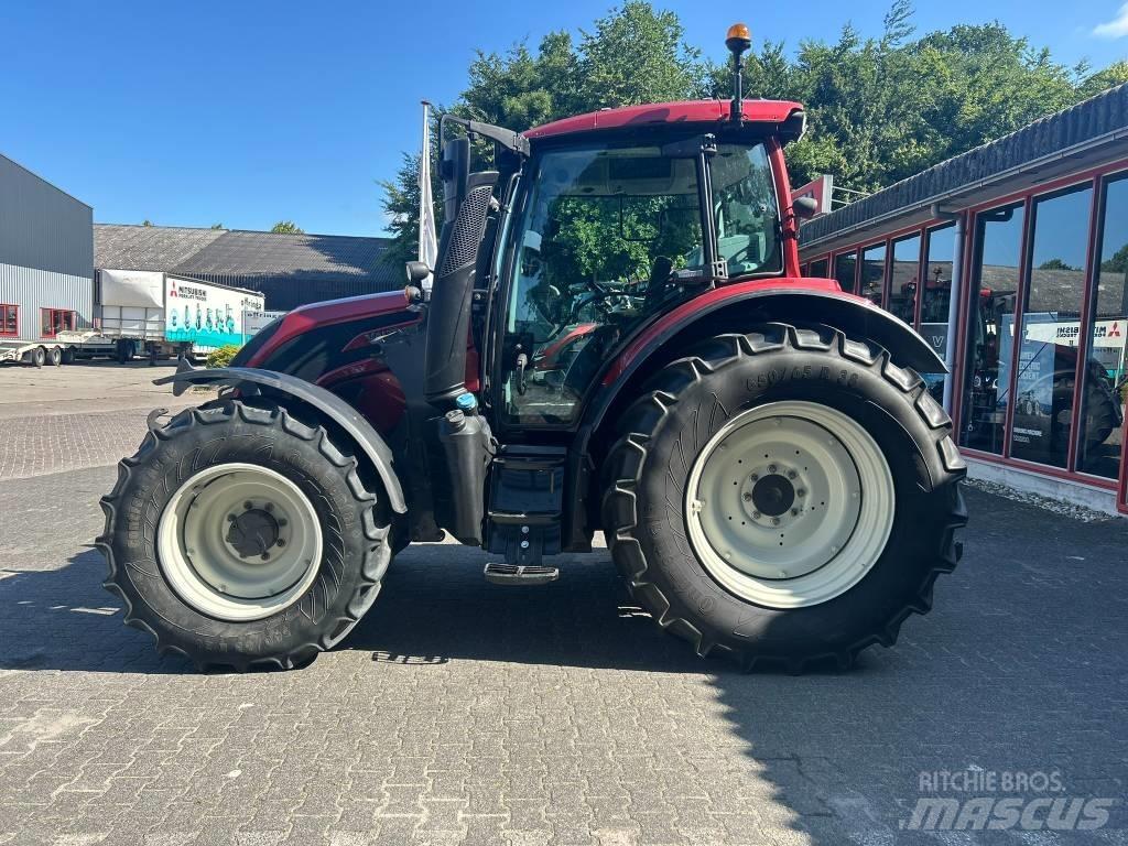 Valtra N 154 A Traktori