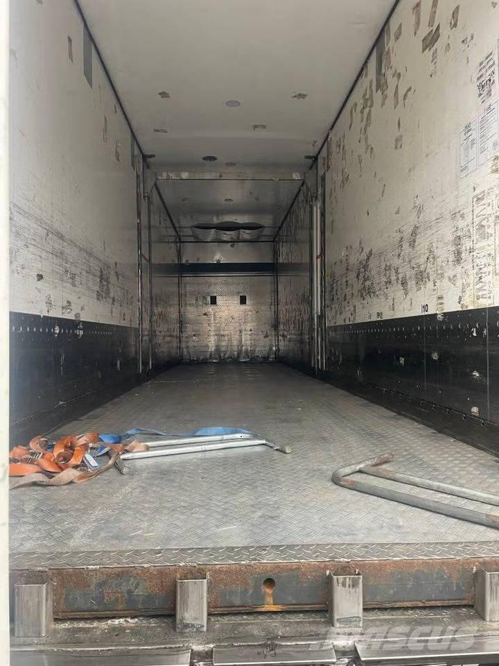 VAK V 4-40 Prikolice hladnjače