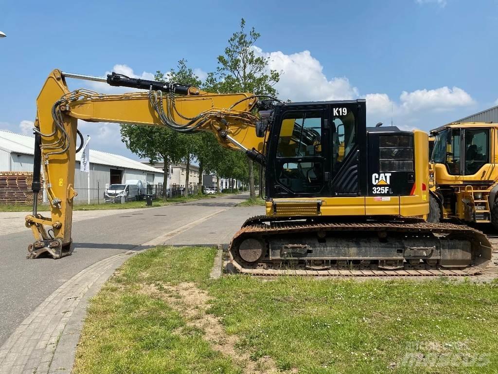CAT 325F Bageri gusjeničari