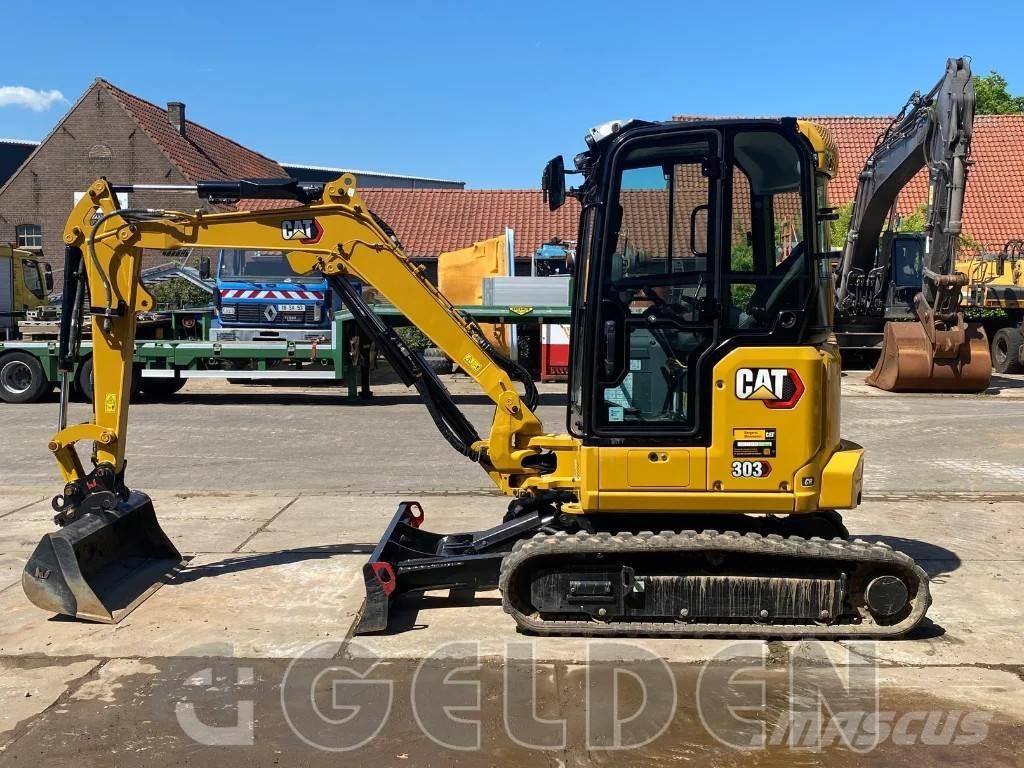 CAT 303 - 3 Buckets Mini bageri <7t