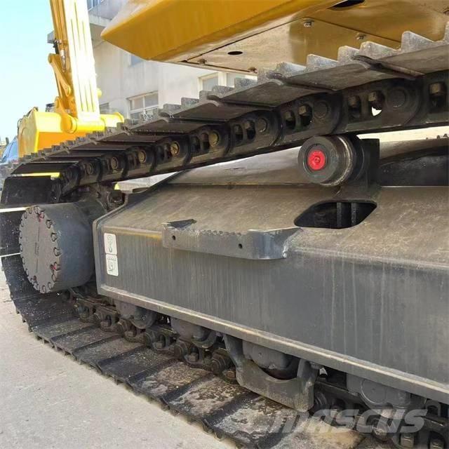 Komatsu PC 210 Bageri gusjeničari