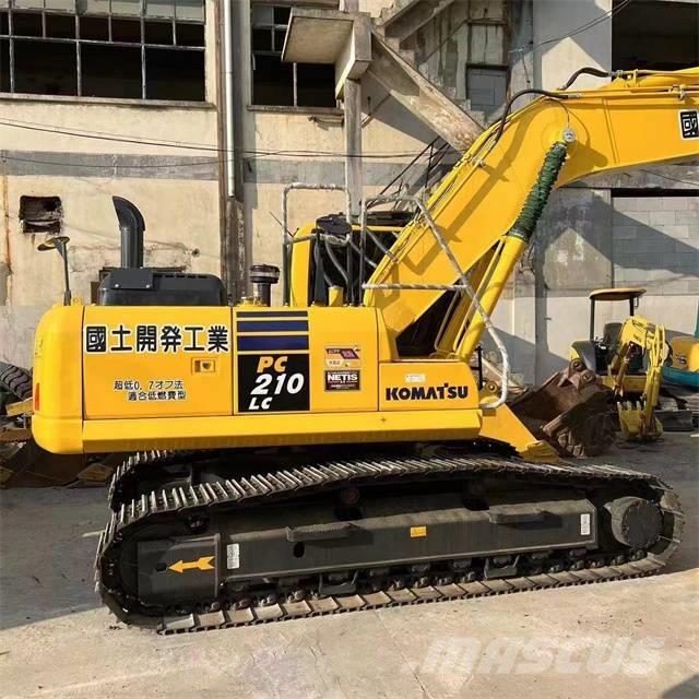 Komatsu PC 210 Bageri gusjeničari