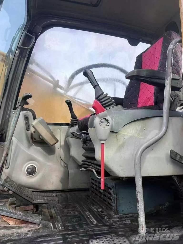XCMG XE 215 DA Bageri gusjeničari