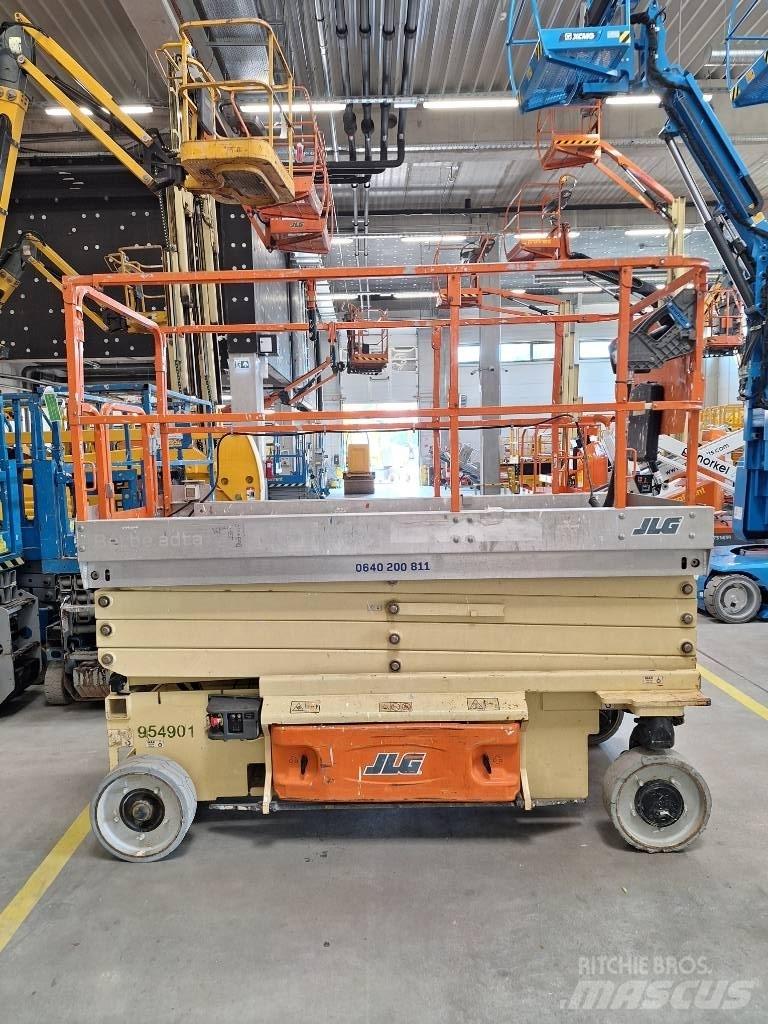 JLG 2646 ES Škaraste platforme