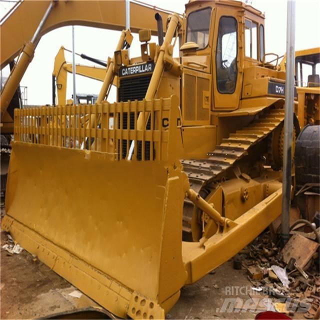 CAT D7H Buldožeri gusjeničari