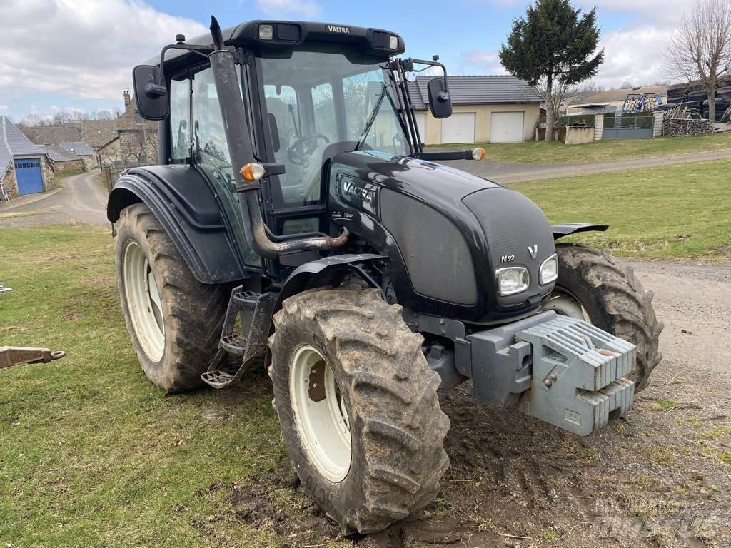 Valtra N92 HITECH Traktori