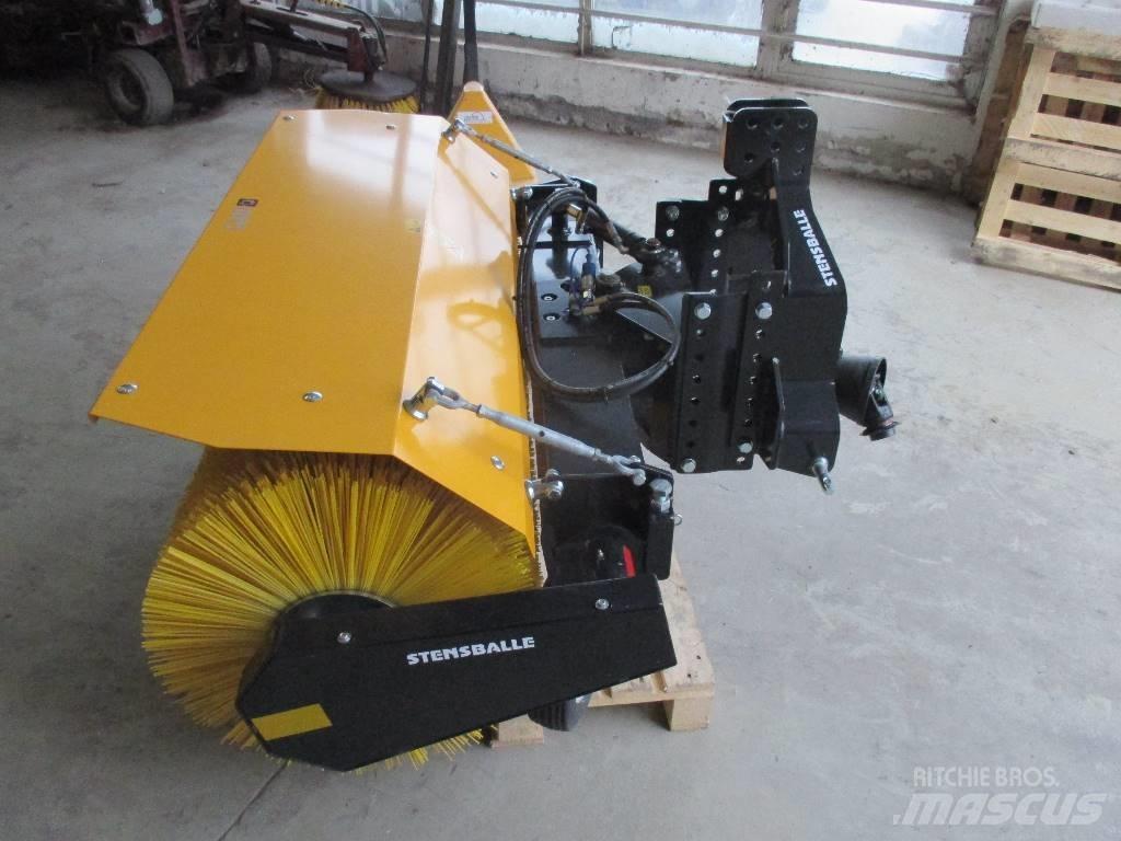 GMR FF 1500 MA Strojevi za metenje