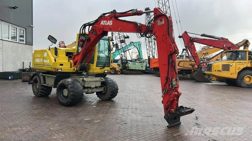 Atlas 1305 Bageri na kotačima