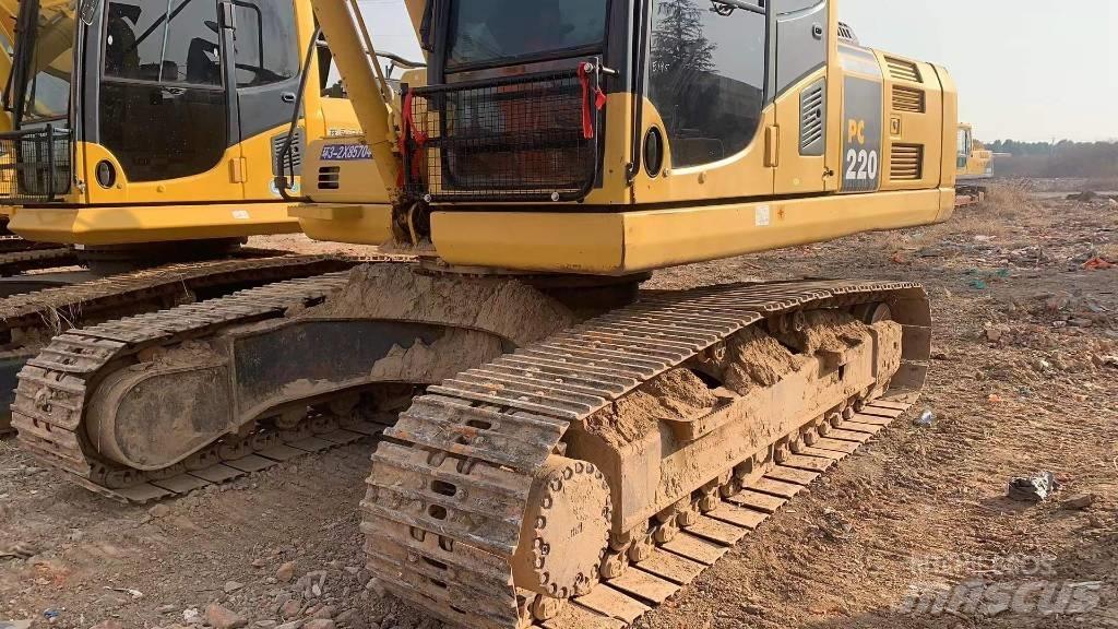 Komatsu PC 220 Bageri gusjeničari